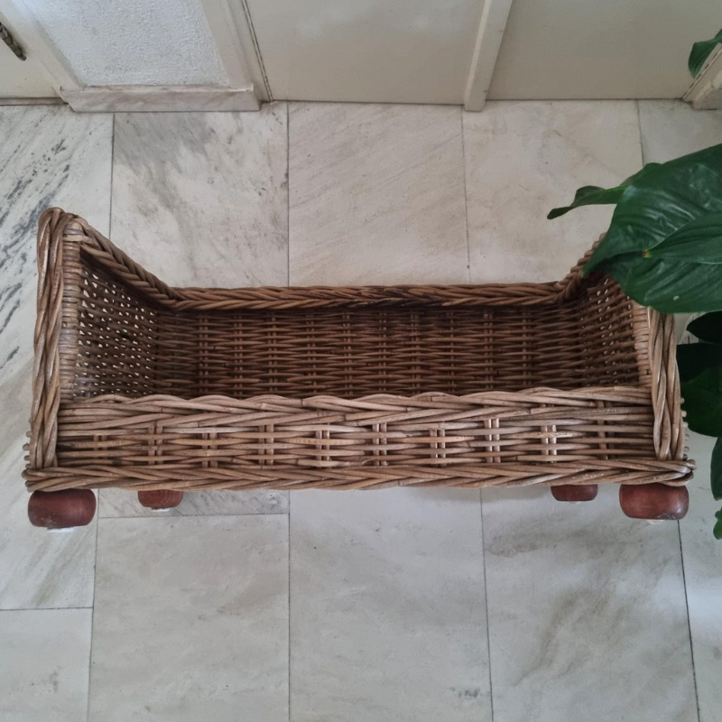 Rattan Dog Bed Basket.