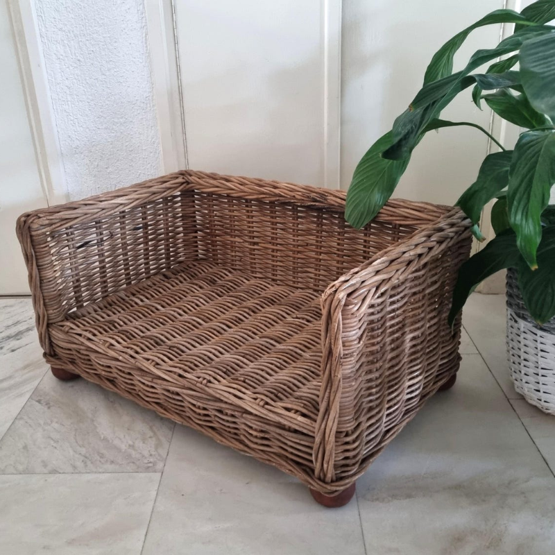 Rattan Dog Bed Basket.